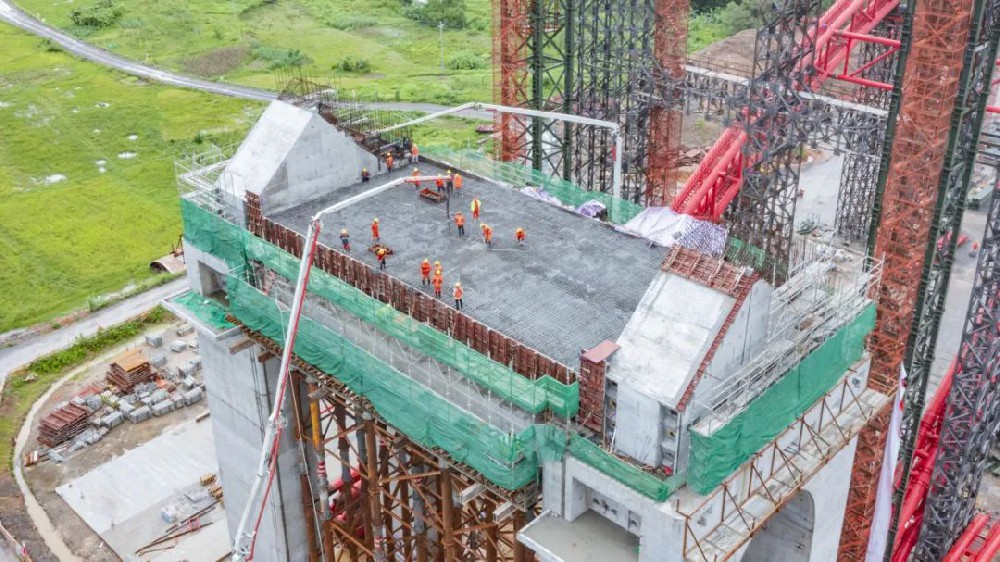 全國首次!平陸運河特大橋沉井採用泡沫混凝土 海外僑領僑商看好平陸運河商機,平陸運河特大橋進展如何